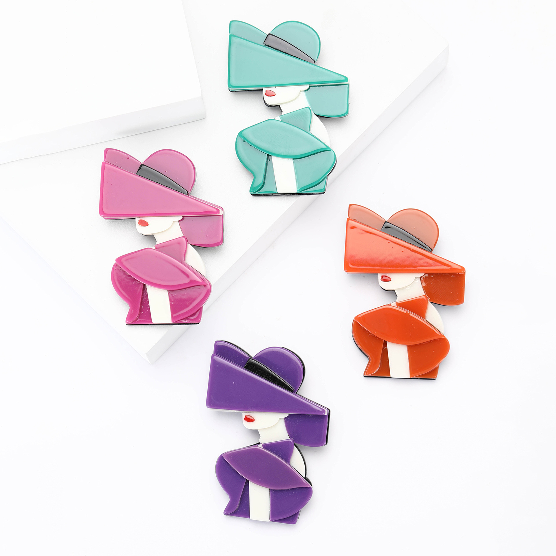 20g Weight Brooches Classification Party, Street Occasion Acrylic Material Cartoon Character Pattern Women's Gender Enamel Design Cartoon Style Style Cartoon Style Pin Cartoon Character Arylic Enamel Women's Brooches 无