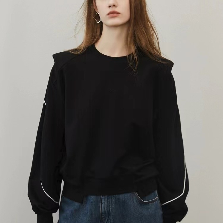 Designer-Inspired Black Crew Neck Sweatshirt with Unique Design for Women, Loose Fit, Niche Style, Autumn 2025 Collection