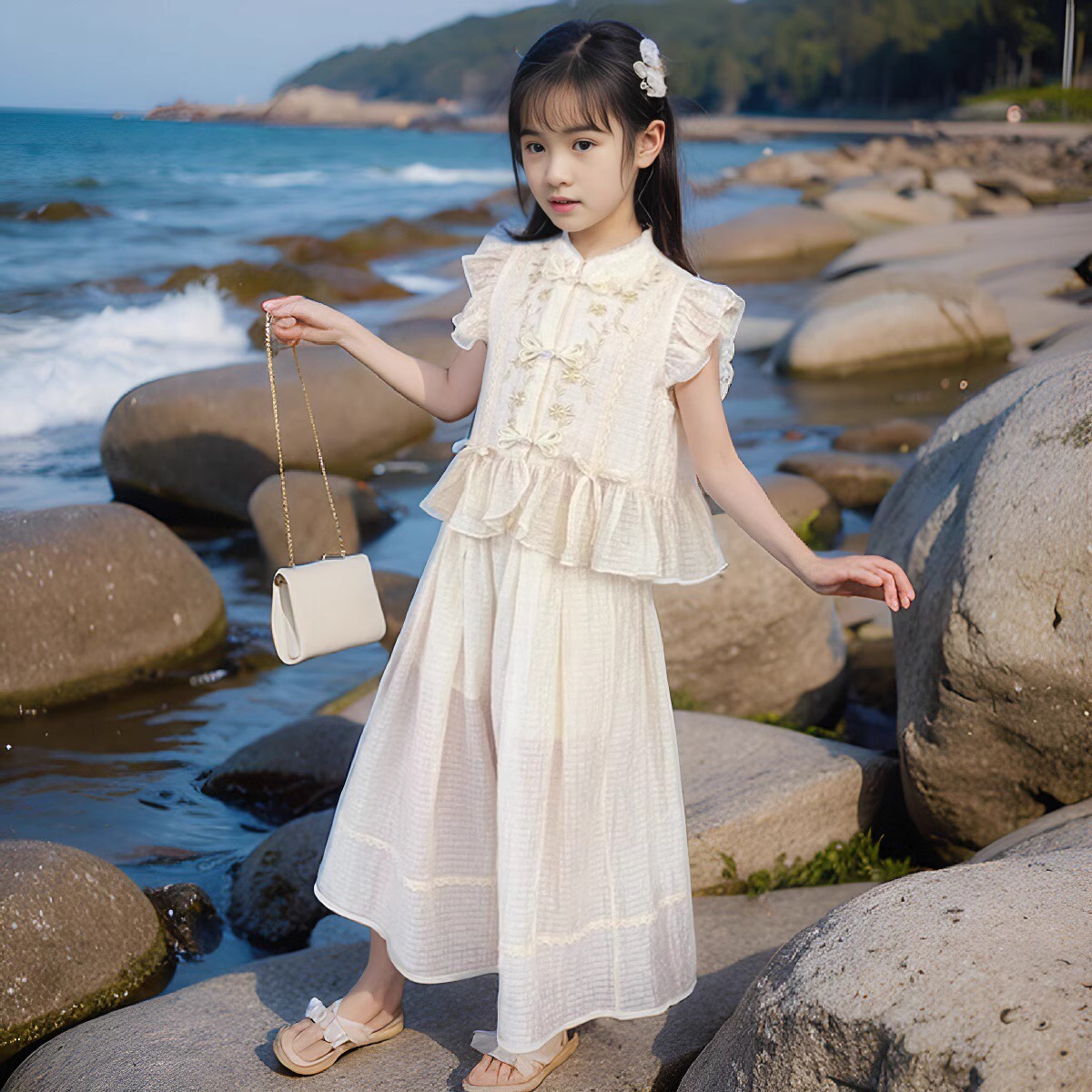 Nuevos trajes chinos para niñas Hanfu 2025 verano nuevo traje Tang de manga corta puede usar trajes de rendimiento de estilo chino todos los días