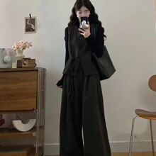 一叶知春大码女胖mm新款时尚感显瘦毛呢马甲衬衫阔腿裤套装三件套