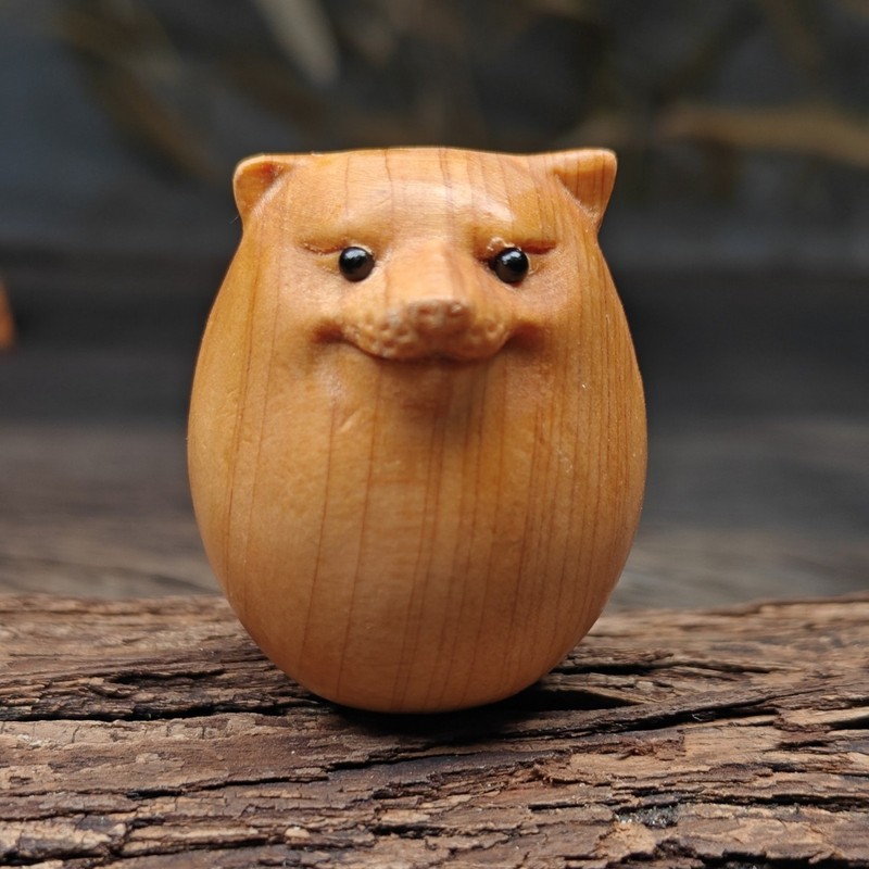 本物のシダーウッドの装飾品、手彫りの貔貅木彫り工芸品、マホガニー動物の天然作品、文具工芸品|undefined