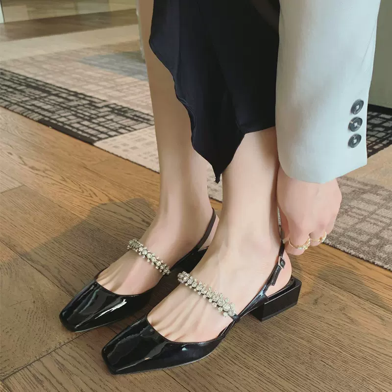 葡萄妈同款春夏水钻一字钻带后空方头浅口粗跟包头玛丽珍凉鞋女