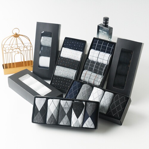 Gift box men's socks spring and summer black and white cotton business solid color simple socks men's casual sports mid-calf men's socks