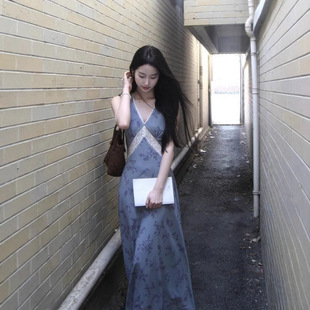 ��ʽ�ٽzƴ��v�I�{ɫ�黨�����B��ȹŮ�ļ����|��߅�ȼ�ɳ���Lȹ