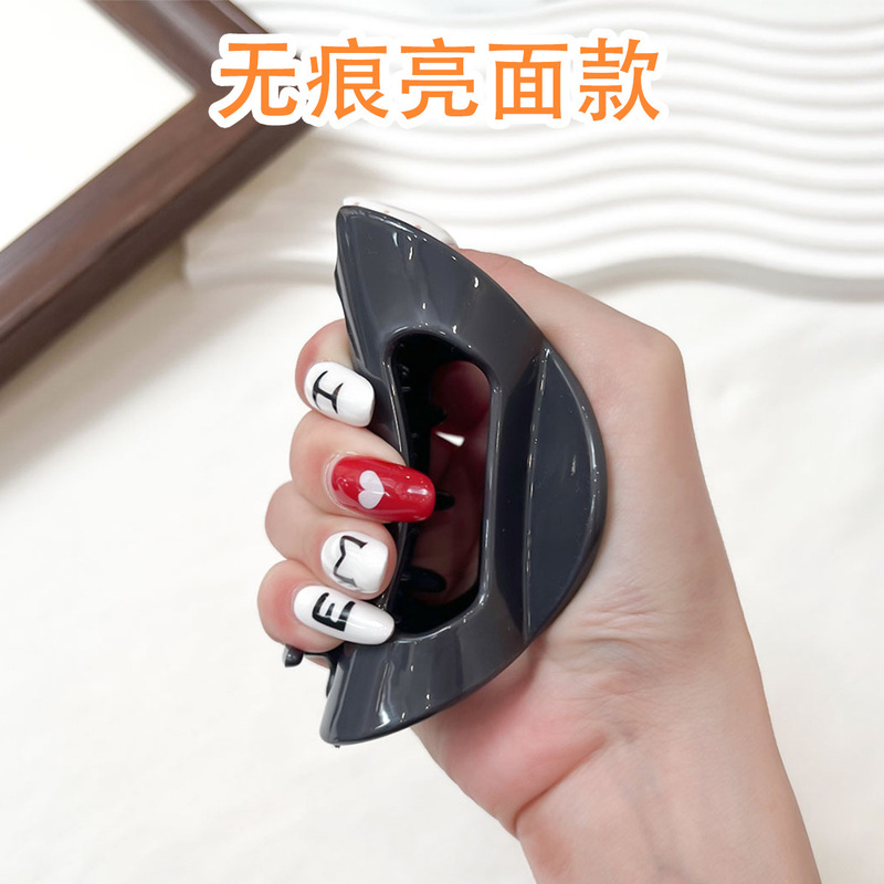 新款跨境亮面三角形软硅胶抓夹后脑勺半扎马尾夹鲨鱼夹高级感发饰|undefined