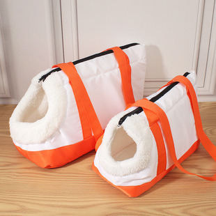 Pet dog outing portable bag cat hidden small body exposed head can be lifted portable travel handbag four seasons available