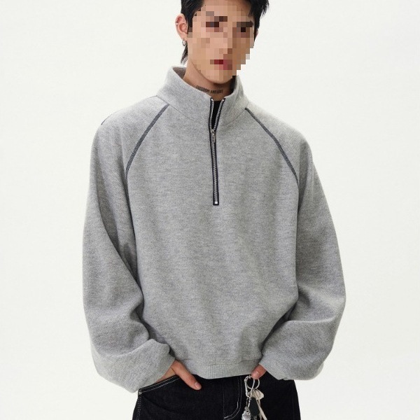 Retro design sports sweatshirt with zipper