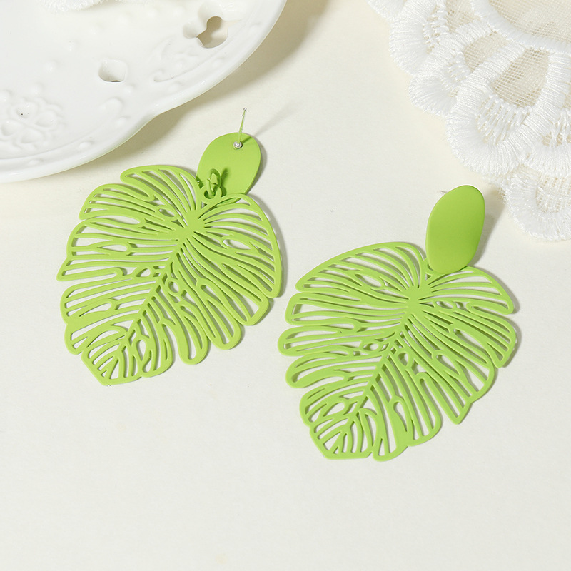 European and American new style retro temperament elegant literary style earrings fashion simple sty