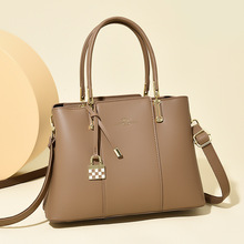 中年女士手提包通勤款休闲时尚妈妈包优雅百搭韩系小众单肩斜挎包