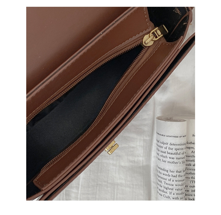 Retro Saddle Crossbody Bag For Women Textured Shoulder Handbag_voghion.com