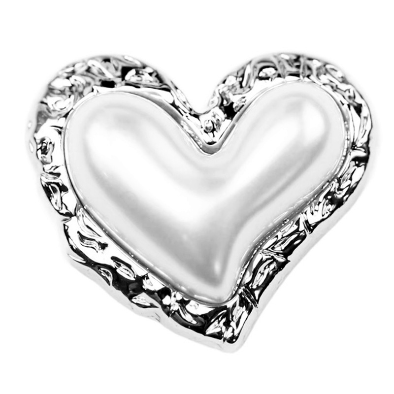 Moda amor botón de metal estilo de chanel en forma de corazón perla hebilla vintage abrigo traje abrigo hebilla decorativa