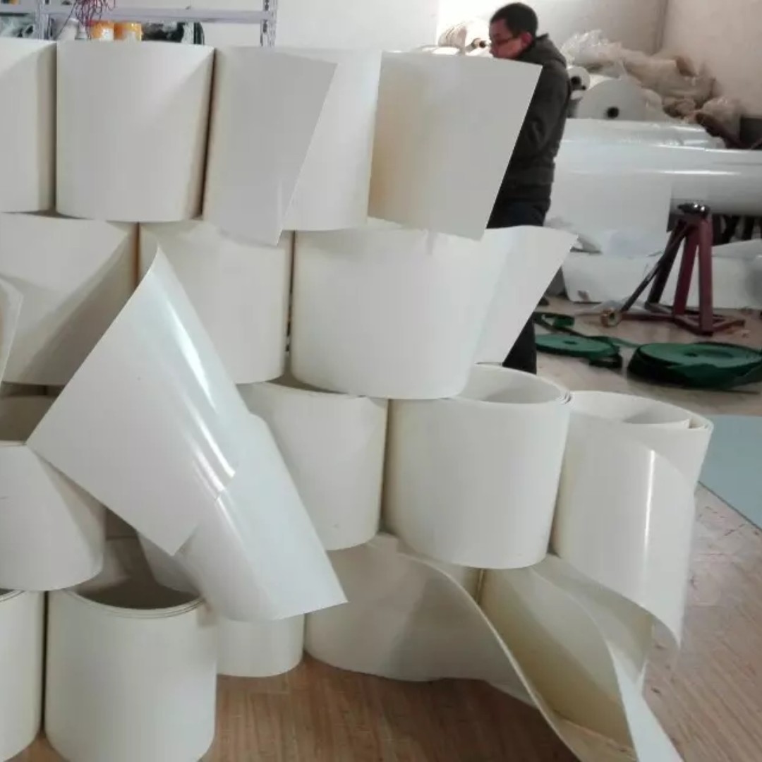 PU裙边挡板导条输送带 面包流水线传送带 白色运输带