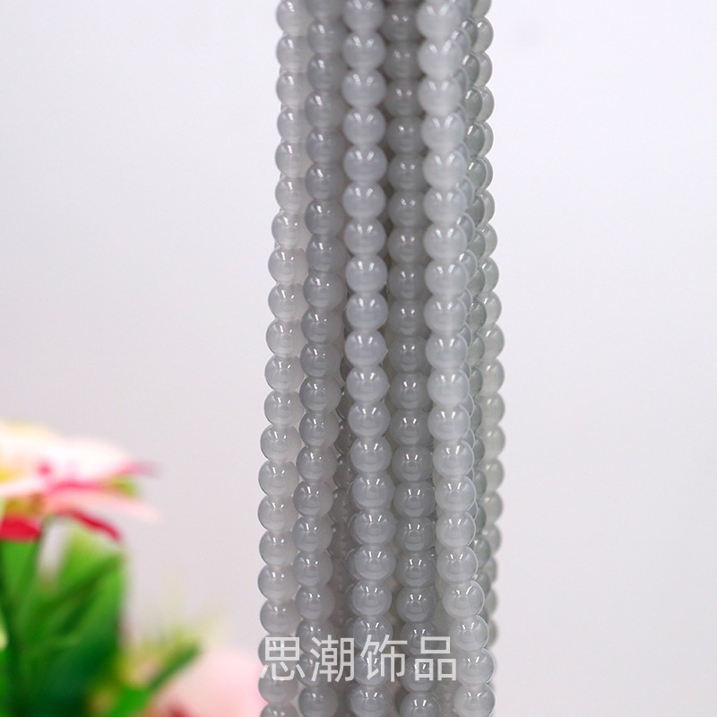 밝은 회색