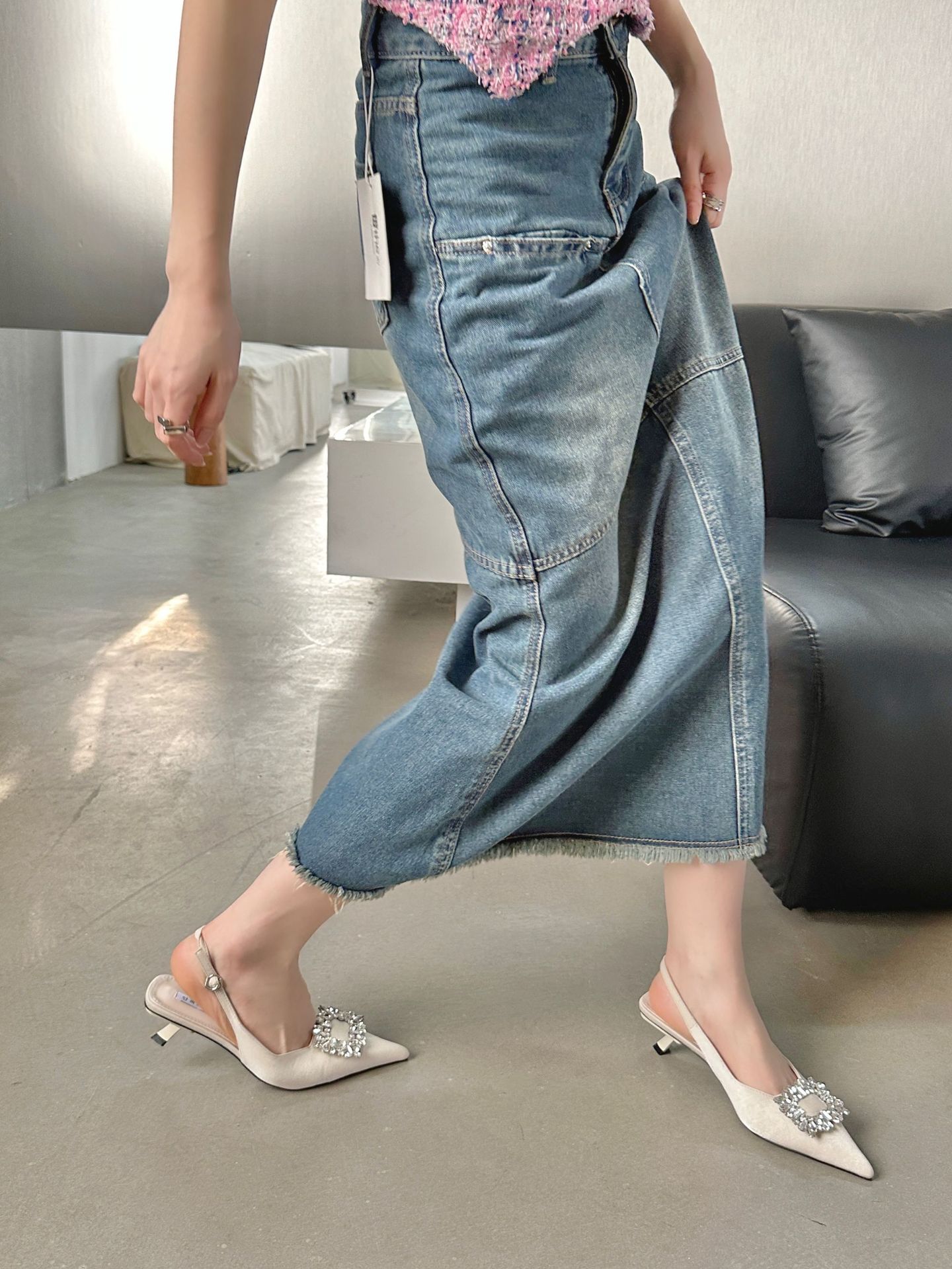 Pomladna in jesenska sezona 2024 Novi tanki sandali z visokimi petami, elegantni slavni sandali Baotou, vilinski Sh, koničasti enojni_voghion.com