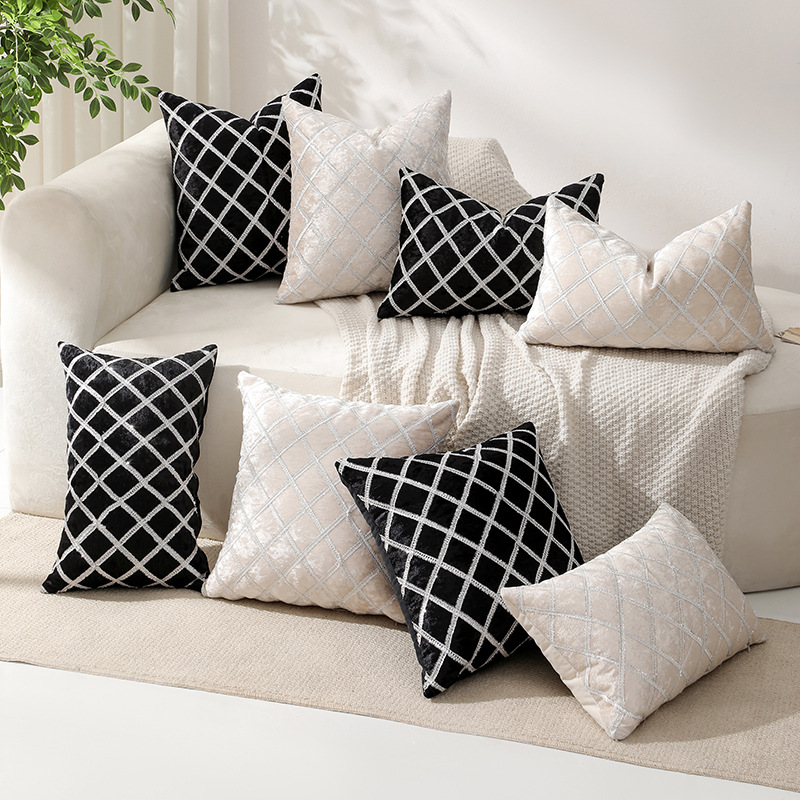 2026 Xuaimei New Style Velvet Ribbon Embroidered Throw Pillow Cover for Living Room Sofa Decoration Wholesale