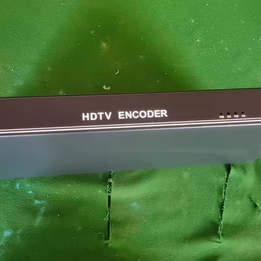 Обработка и изготовление на заказ корпусов из листового металла для шасси 1U усилителя мощности