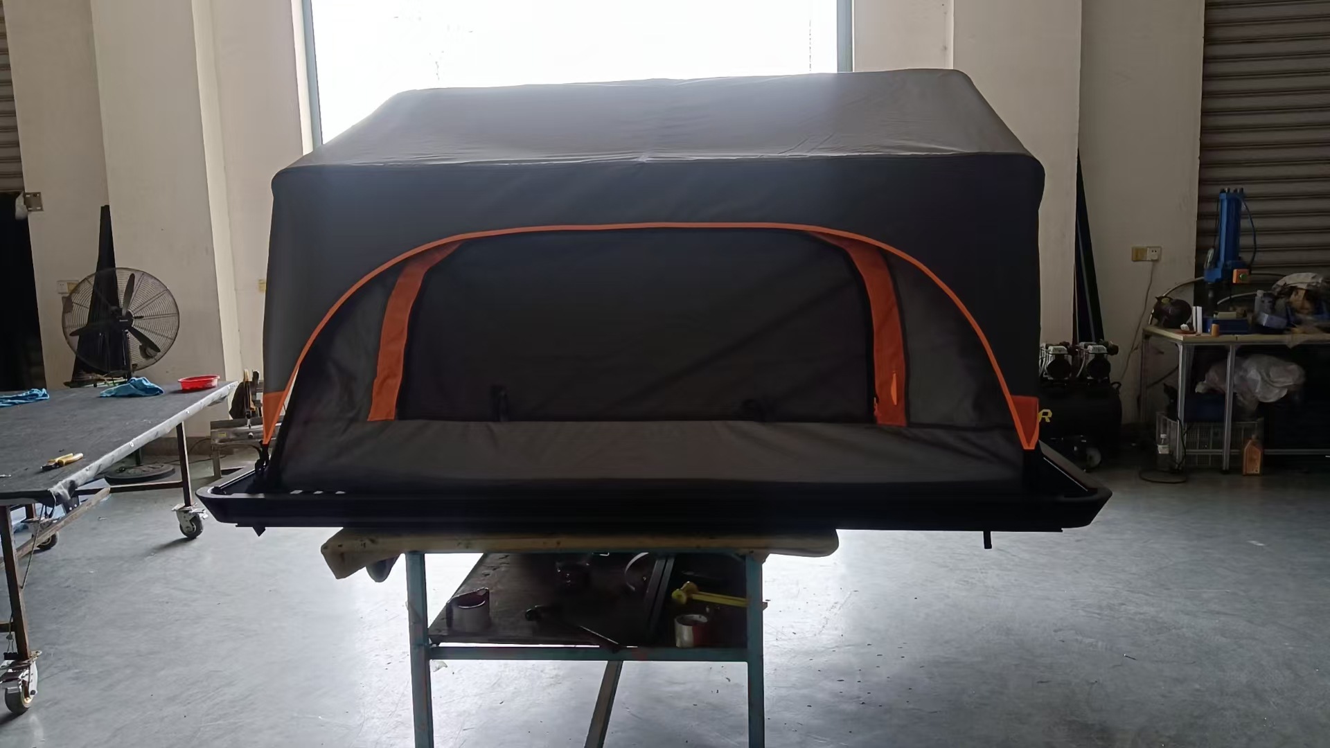 Roof Tent Suv Off-Road Vehicle Self-Driving Tour Camping Foldable 3-4 Person Hardtop Portable Quick-Install Car Roof Tent