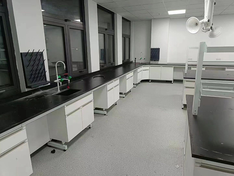 0aa3c3bb944f3895583a9aac95c316