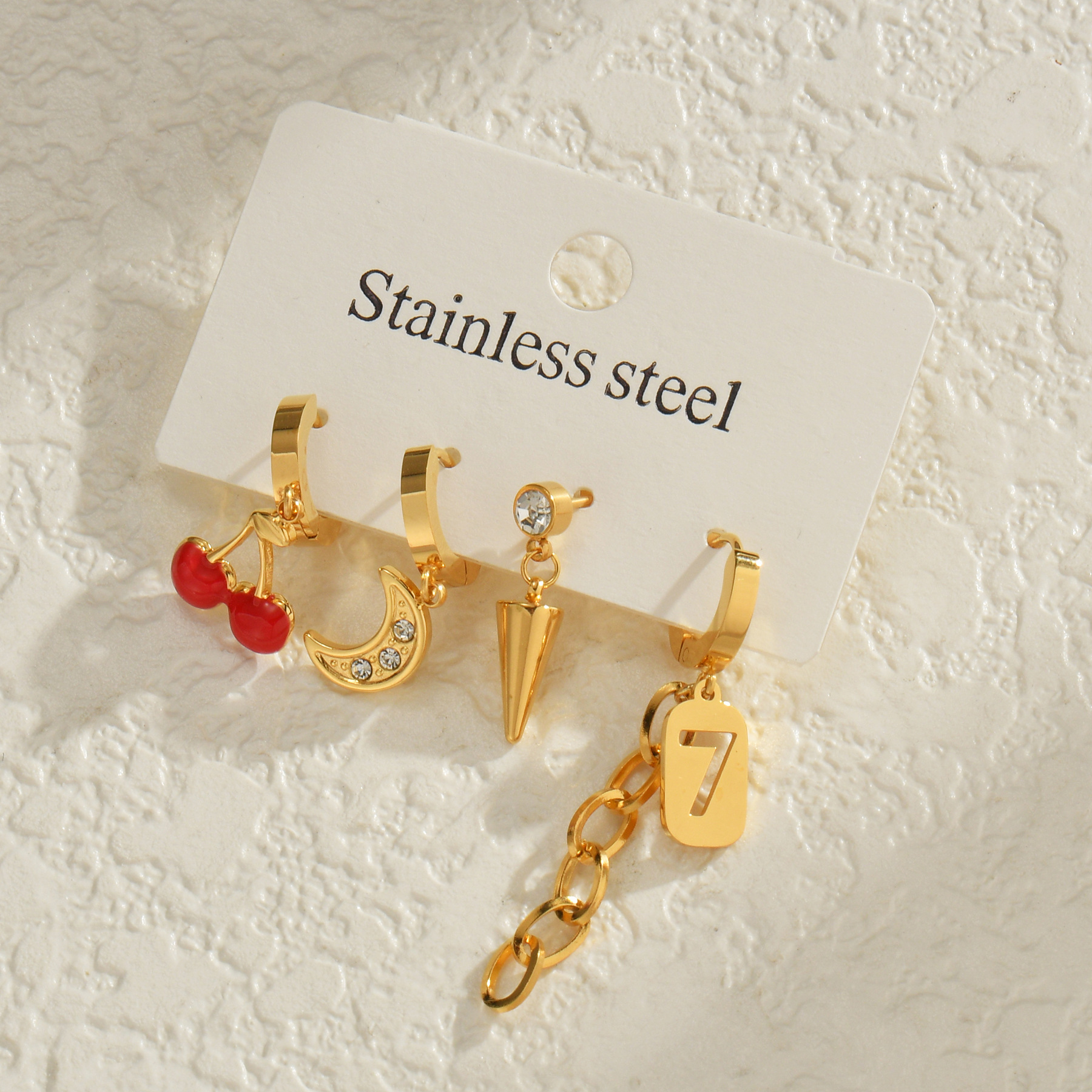 Charm Sleeper Hoop Earrings, Drop Earrings Classification 1 Set Quantity Holiday, Daily Occasion PVD Coated Real Gold Plated Heart Shape 304 Stainless Steel Simple Style Classic Style Waterproof Non Tarnish Charm Sleeper Hoop Earrings Drop Earrings