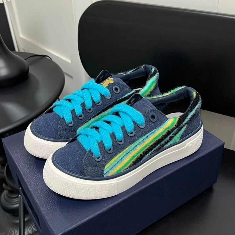 2024 neue trendige Paarschuhe in Übergröße, vielseitige runde Zehenpartie, farbblockierte dicke Sohle, sportliche weiße Freizeitschuhe_voghion.com