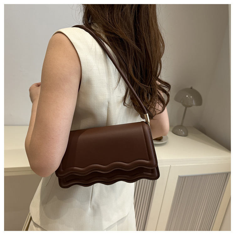 302g Weight Sewing Thread Fashion Element Flip Cover Closure Type Single Shoulder Strap Strap Type Square Bag Bags Type Casual Occasion Pu Leather Material Solid Color Pattern All Seasons Season Women's Gender Streetwear Style Square Shape Small Size Women's Small Pu Leather Solid Color Streetwear Sewing Thread Square Flip Cover Square Bag 2