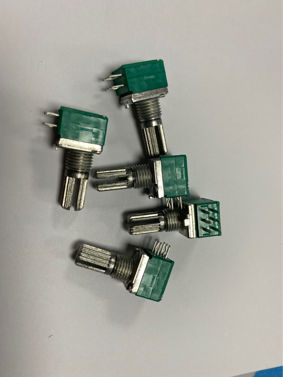 厂家直销097GB100K-15KQ音响汽车功放用双联电位器