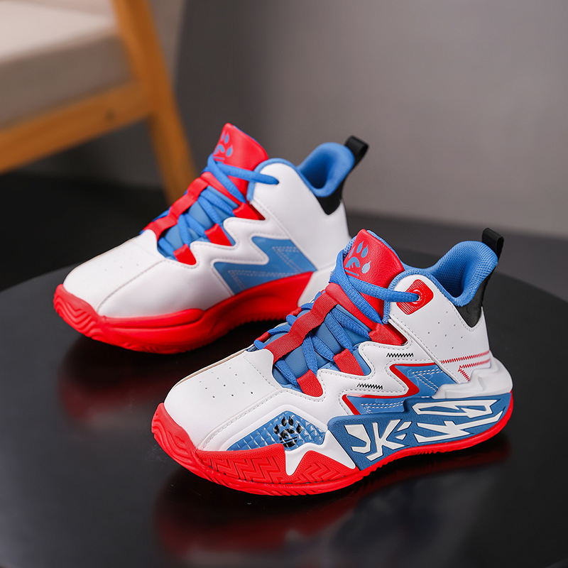 2025 invierno nuevos zapatos de baloncesto juveniles de cuero para niños antideslizantes profesionales de campo antichoque entrenamiento zapatillas de combate