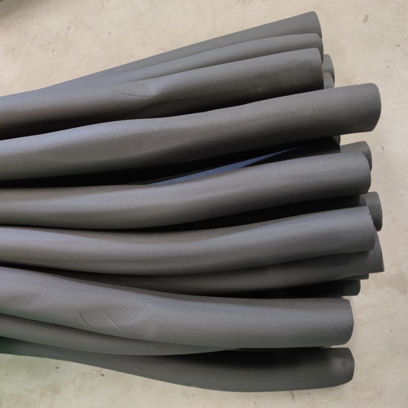 橡塑管 黑色B1级橡塑管铝箔橡塑保温套管 空调橡塑管道保温管壳