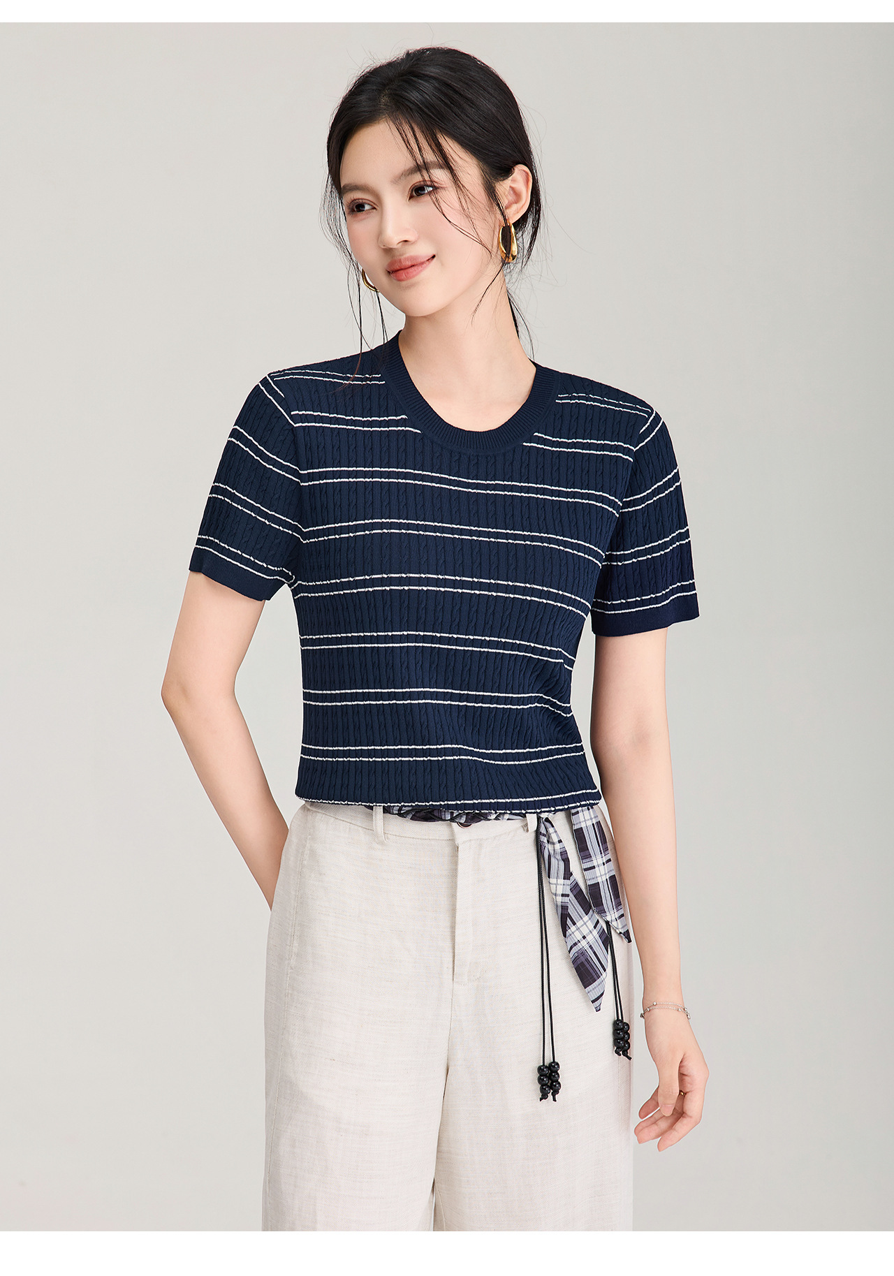 Áo thun dệt kim tay ngắn cổ tròn họa tiết sọc vintage nữ — màu xanh navy chi tiết 14