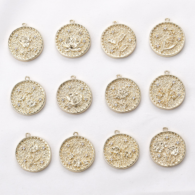 Copper-plated 14k Gold December Birth Flower Round Pendant diy Necklace Bracelet Ear Jewelry Pendant Accessories Material