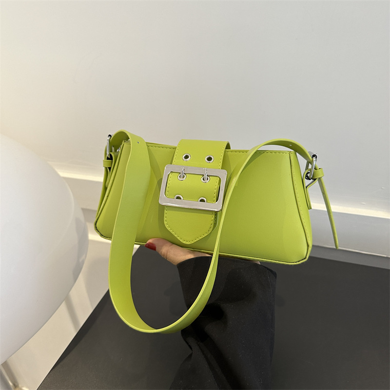 Estilo coreano simple bolsa de las axilas 2023 verano nueva moda personalizada ins retro bolso casual bolso de las mujeres