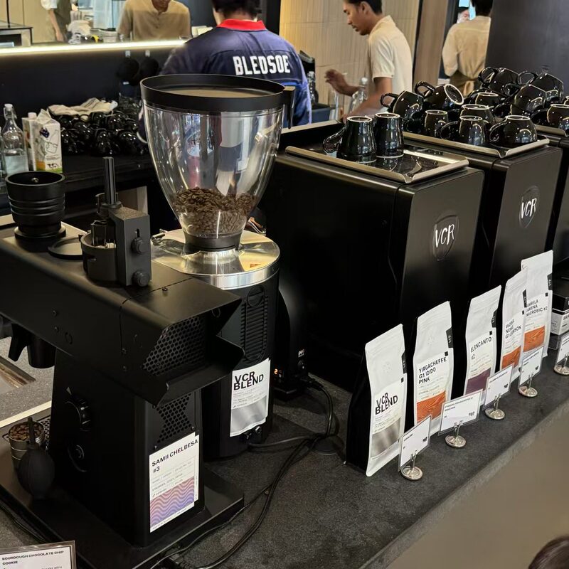 Mr.Cafe Fully Automatic Coffee Machine Commercial Mrc Series Intelligent Semi-Automatic Temperature and Pressure Adjustable Home Use