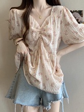 法式V领碎花雪纺短袖衬衫女款夏季大码胖mm巨显瘦遮肚子小衫上衣