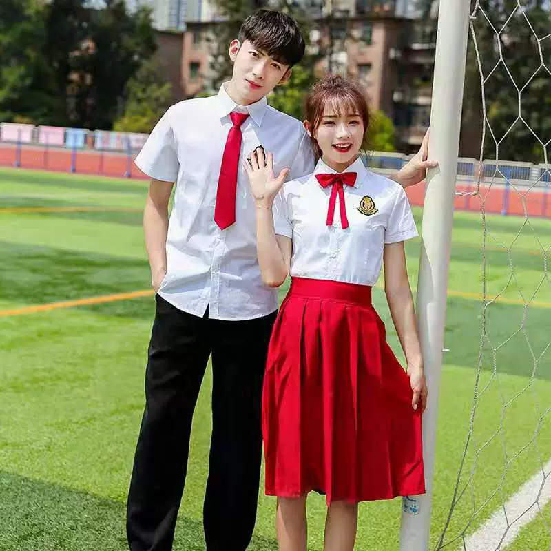 初中高中生歌咏比赛演出服中学生毕业照服装学院风红色大合唱班服
