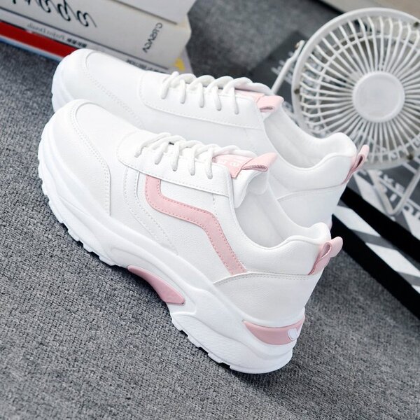 White cute autumn fashionable sneakers for leisure platform