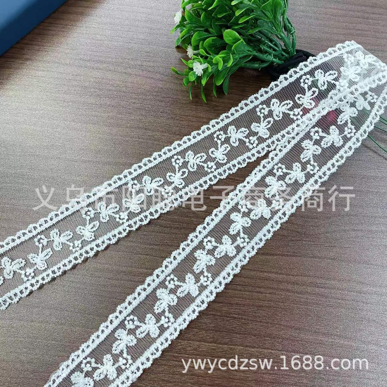 01f0dbe200b2d1b7779449a5124501