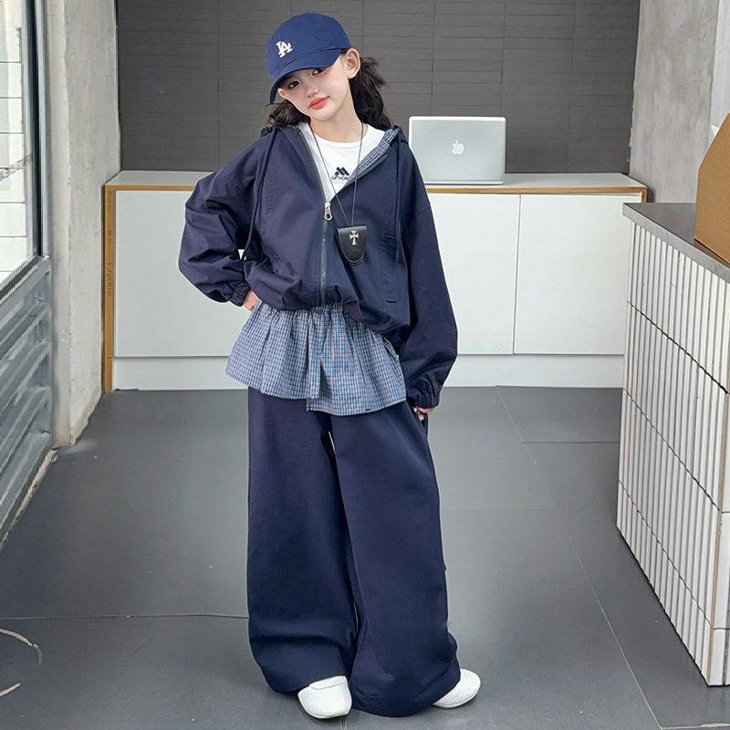 女童秋装套装中大童时髦冲锋衣2025新款儿童秋季连帽拼格子两件套|undefined
