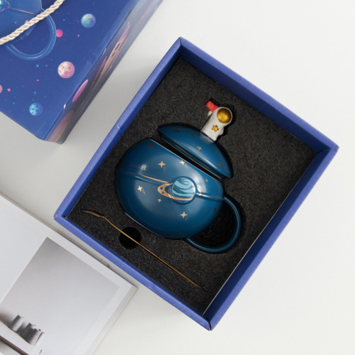 Creative Astronaut Planet Mug Ceramic Cup Coffee Cup Office Water Cup Gift Box Set