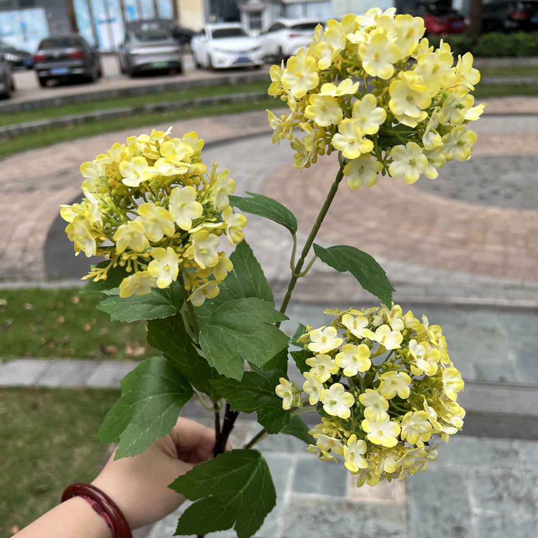 Nueva fábrica de flores artificiales de la boda amarillo leche amarillo limón amarillo fresco al aire libre Salón de la boda decoración flor falsa al por mayor