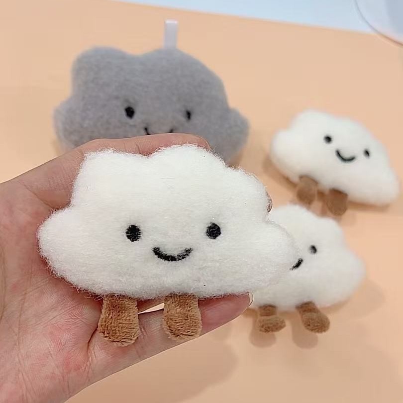 Muñecas de peluche creativas lindas muñecas de nubes colgantes de llaves ropa bolsas accesorios pequeños regalos al por mayor