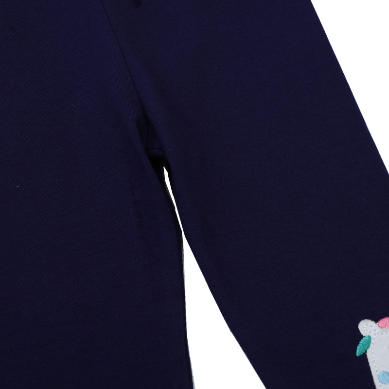 2024 primavera y otoño polainas patrón bordado de punto de las nuevas niñas para ropa exterior distribución de suministros transfronterizos