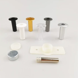 门碰、门吸;合页、铰链;插销