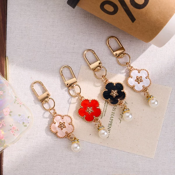 New INS-style colorful enamel flower keychain pendant, a creative and versatile DIY alloy double-sided smiley face accessory