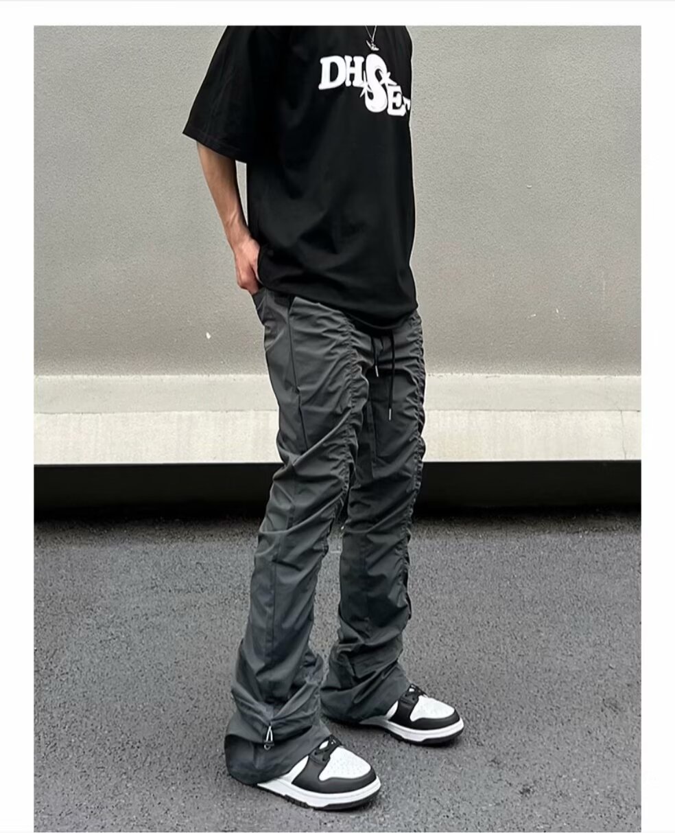 Men's Pleated Cargo Pants With Drawstring Waist And Stacked Hem_voghion.com