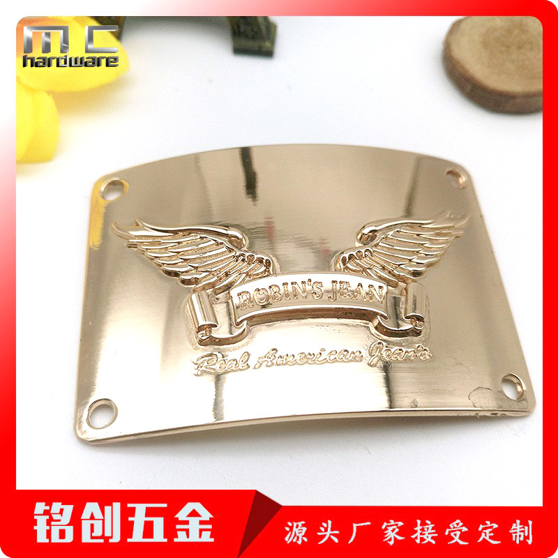 拱形合金英文logo翅膀金属铭牌 箱包服饰合金电镀压铸标牌