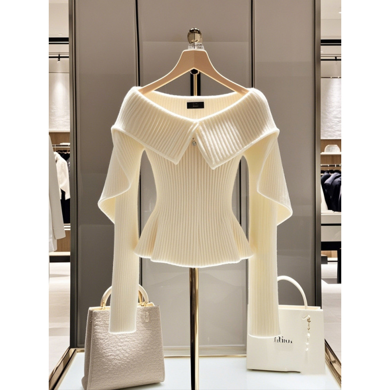 白いセーターの女性2024新型高級デザイン感小衆気質高級小香風が腰を収めて上着を編む秋