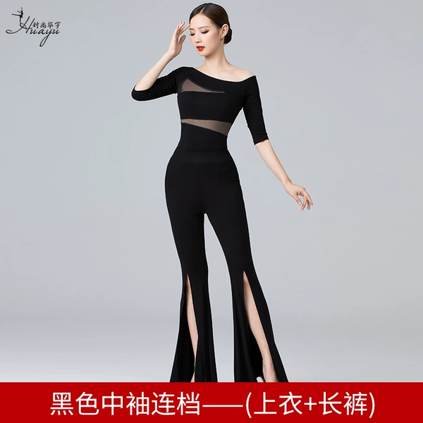Black top + black pants
