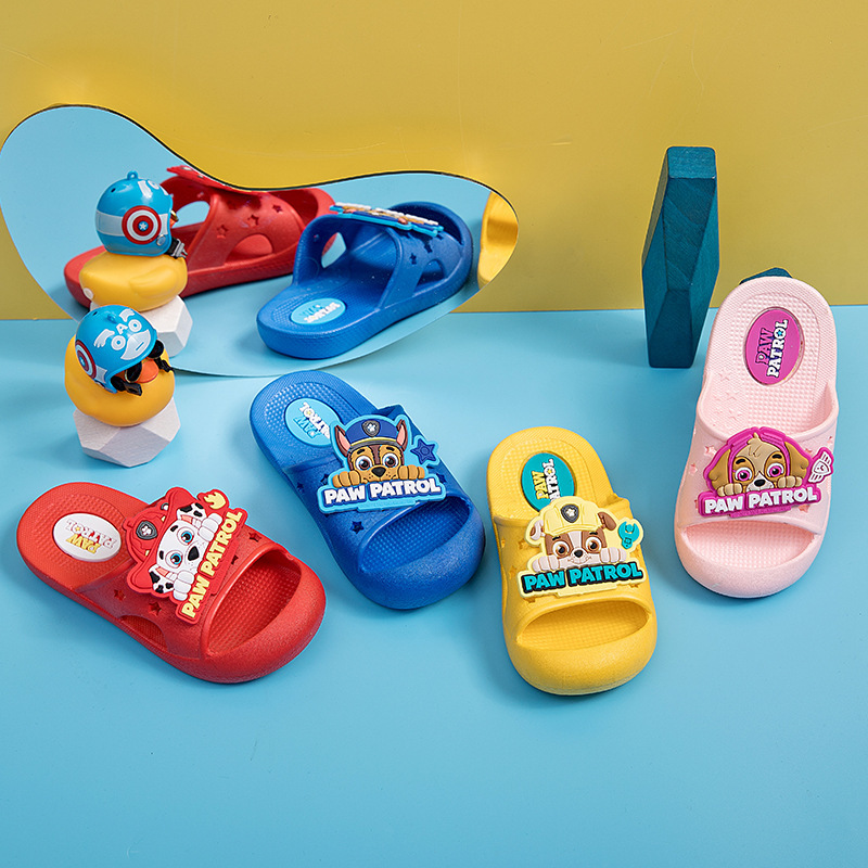 Wang Wang team children's slippers indoor non-slip home female baby's new cartoon beach shoes boy's toddler shoes