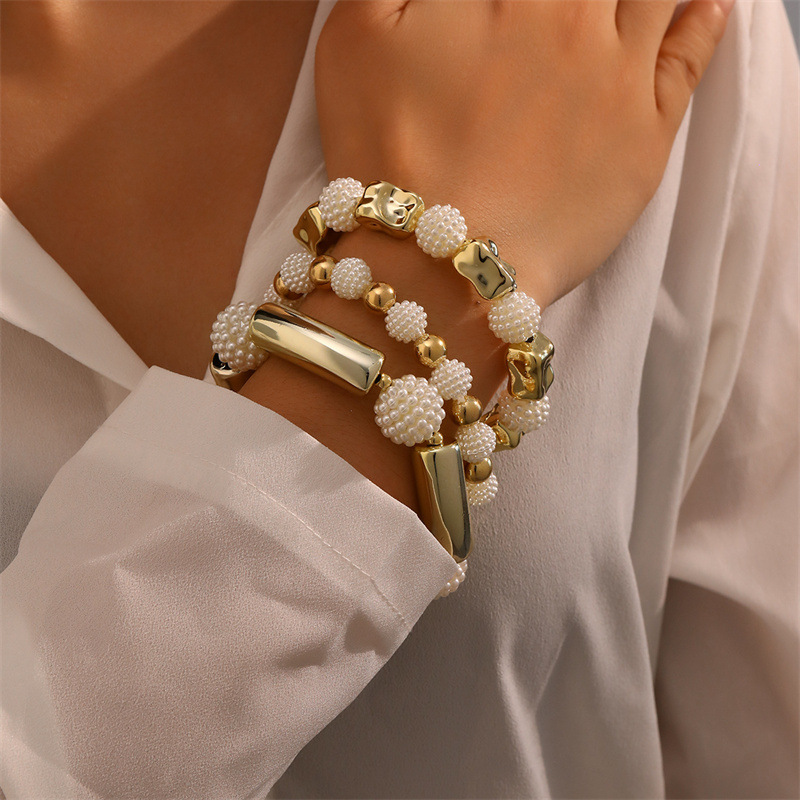Modisches Perlenarmband-Set mit Metallmuschel_voghion.com