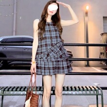 ��ʽ�B��ȹ2025�¿�������ж���ٴ��@���|miu��miu�⴩������
